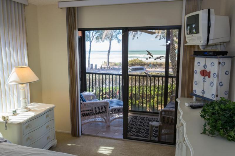 Coquina Moorings Two Bedroom Apartment, 102 ブレイデントン・ビーチ エクステリア 写真